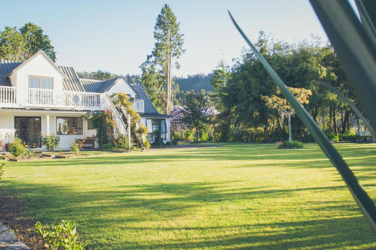 Westholm Lodge Harihari 外观 照片