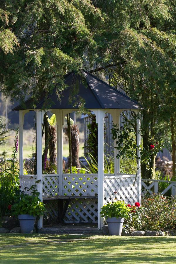 Westholm Lodge Harihari 外观 照片